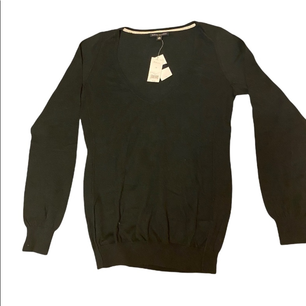 BRAND NEW BANANA REPUBLIC WOMENS BLACK VNECK LONG SLEEVE - SIZE MEDIUM
